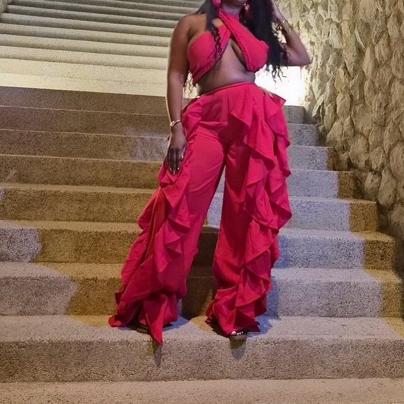 Rhea Imani Red Ruffle Two-Piece Set – Size Large - Picture 5 of 5